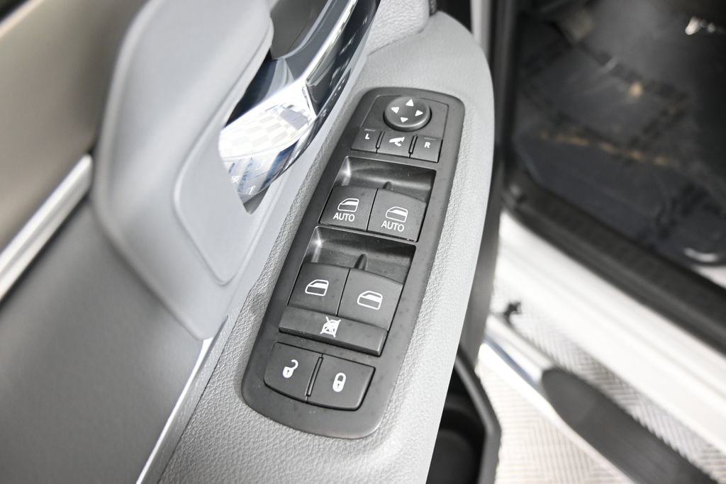 Used 2017 RAM 1500 Big Horn AWD/4WD image 19