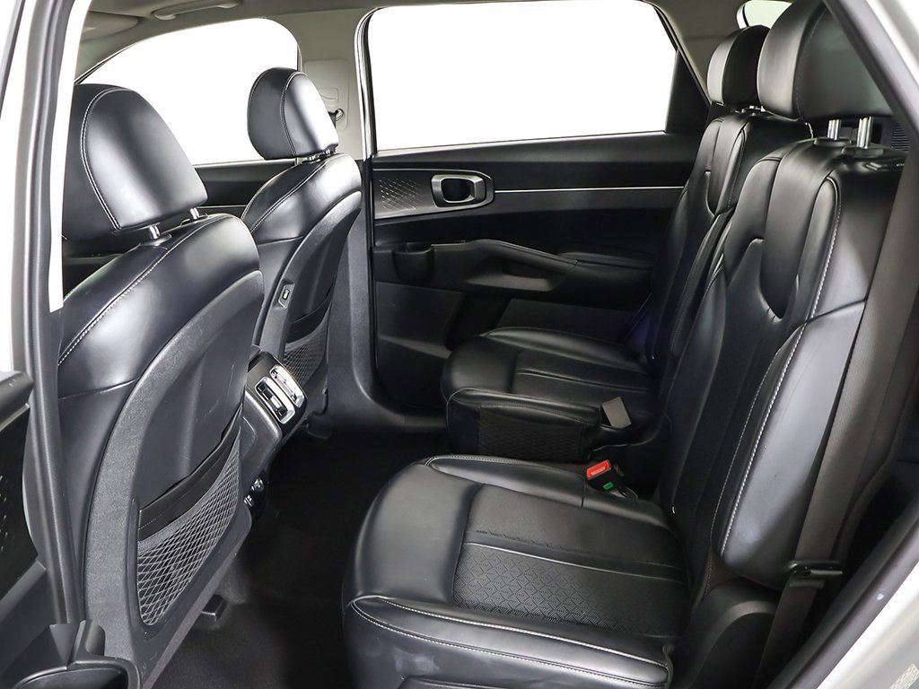 Used 2022 Kia Sorento EX w/ Panoramic Sunroof Package image 36