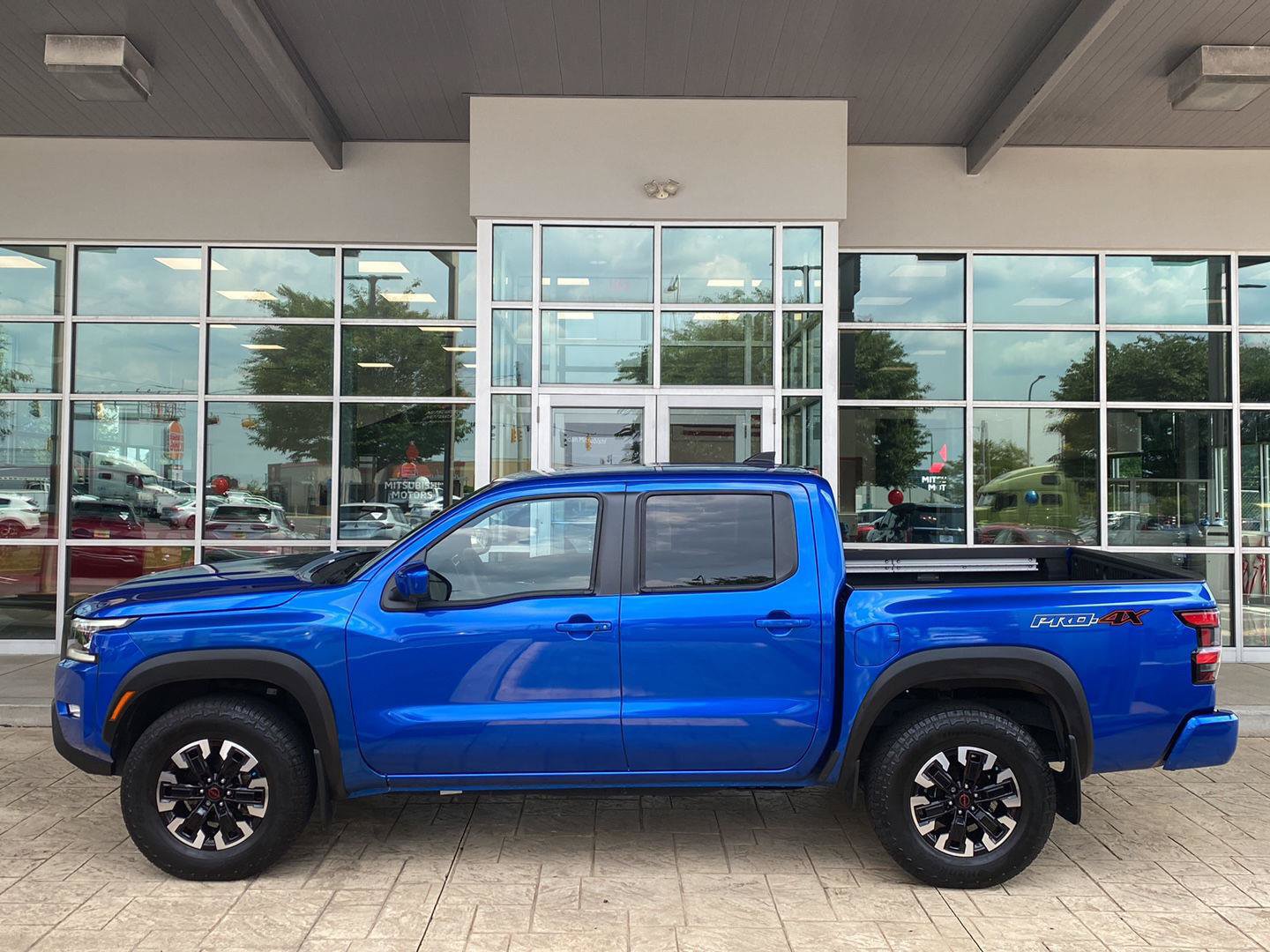 Certified 2024 Nissan Frontier PRO-4X w/ Pro Convenience Package AWD/4WD image 5