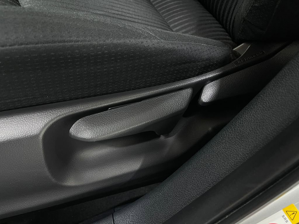 Used 2020 Toyota Prius Prime LE image 15