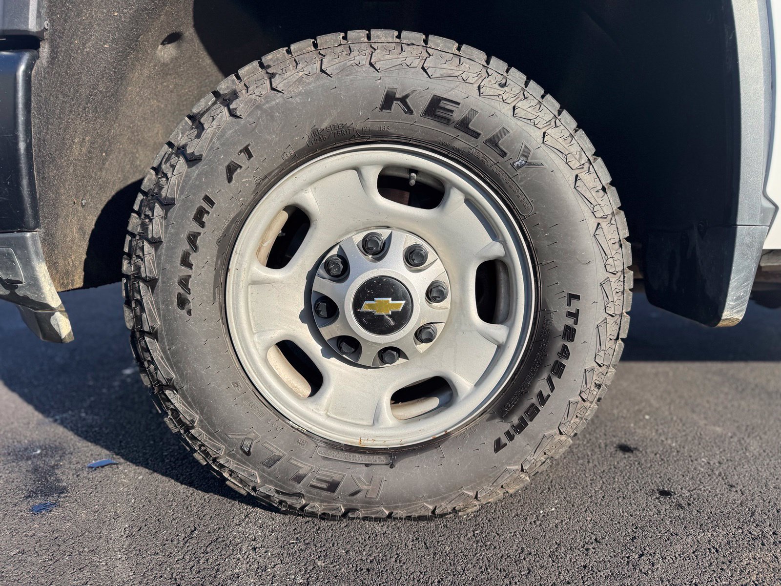 Used 2024 Chevrolet Silverado 2500 W/T AWD/4WD image 11