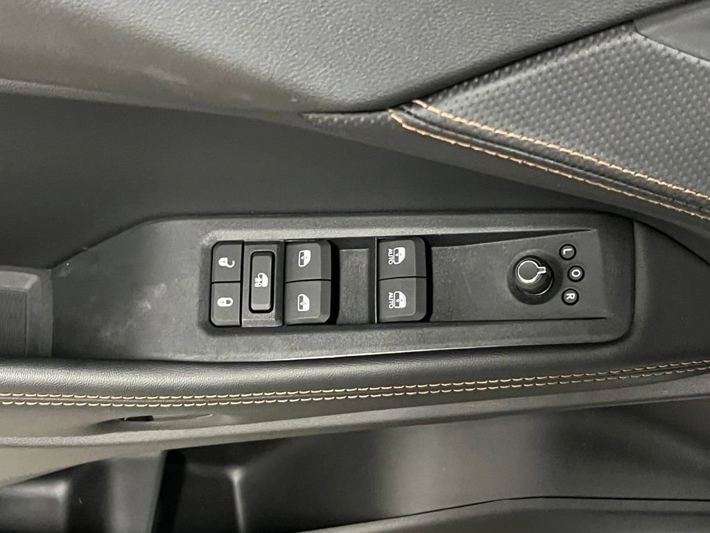 Used 2026 Jeep Cherokee Limited AWD/4WD image 16
