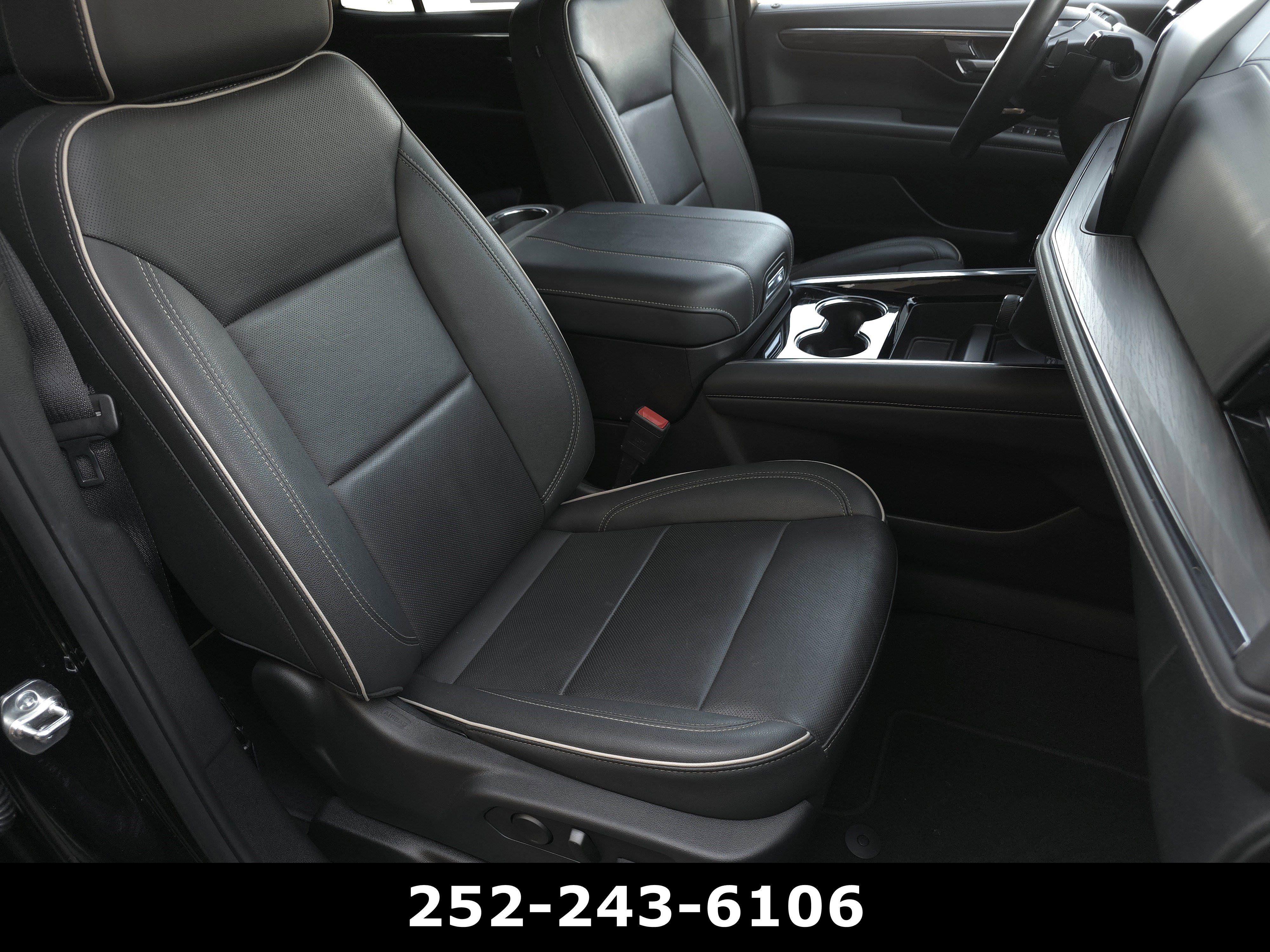 Used 2025 Chevrolet Tahoe Premier RWD image 47