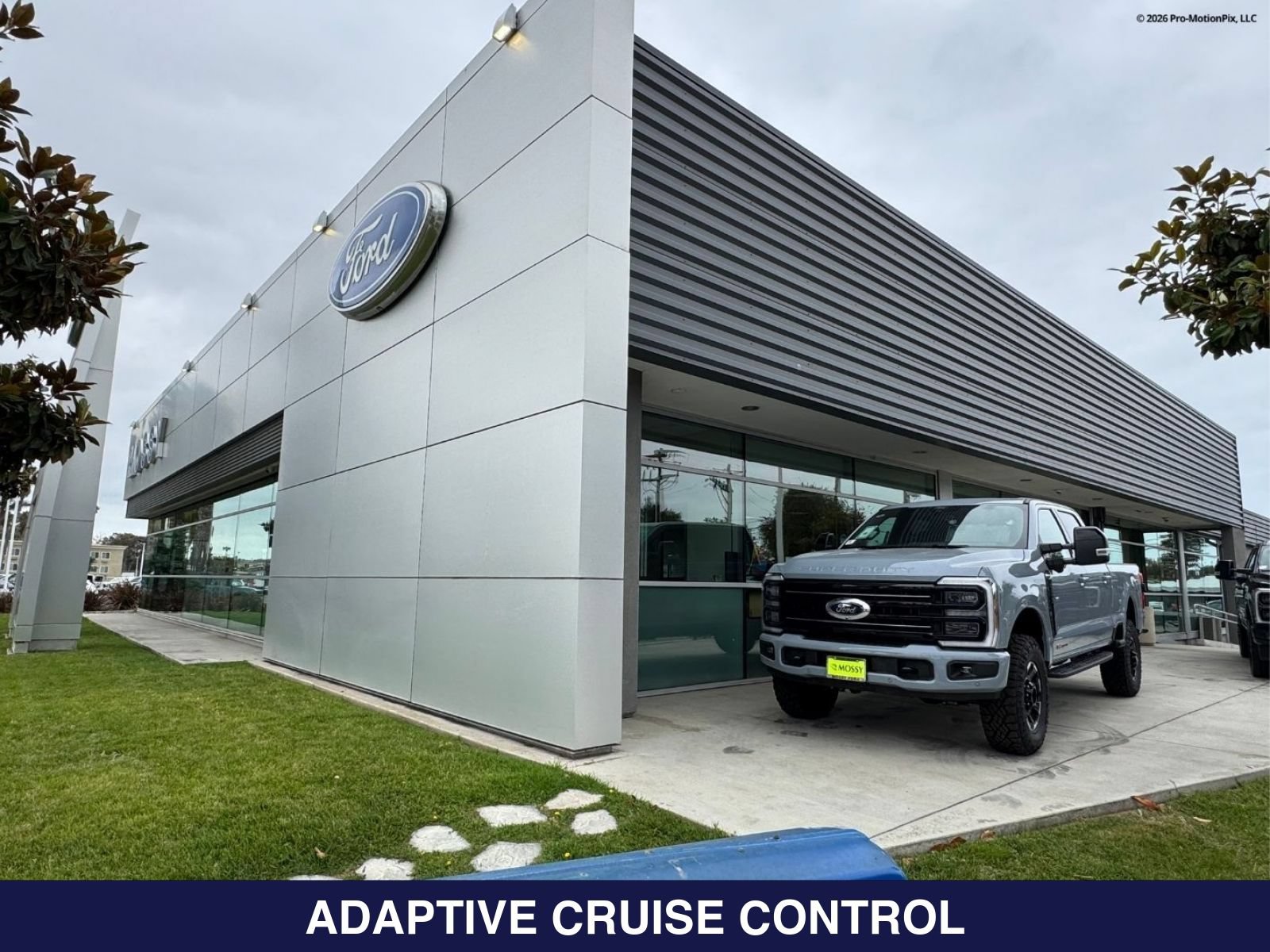 Used 2024 Ford Explorer ST-Line w/ Class IV Trailer Tow Package AWD/4WD image 10