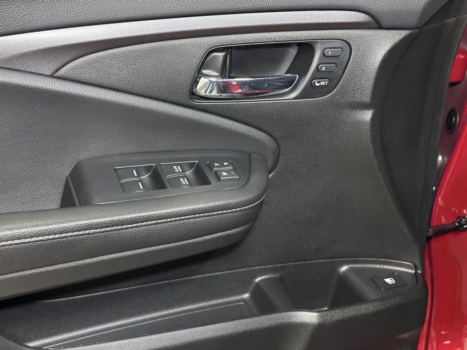 Certified 2024 Honda Ridgeline RTL image 21