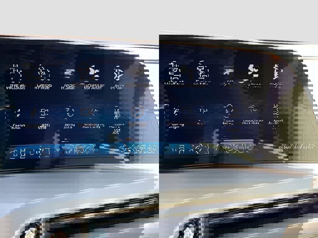 New 2026 Cadillac Vistiq Luxury image 15