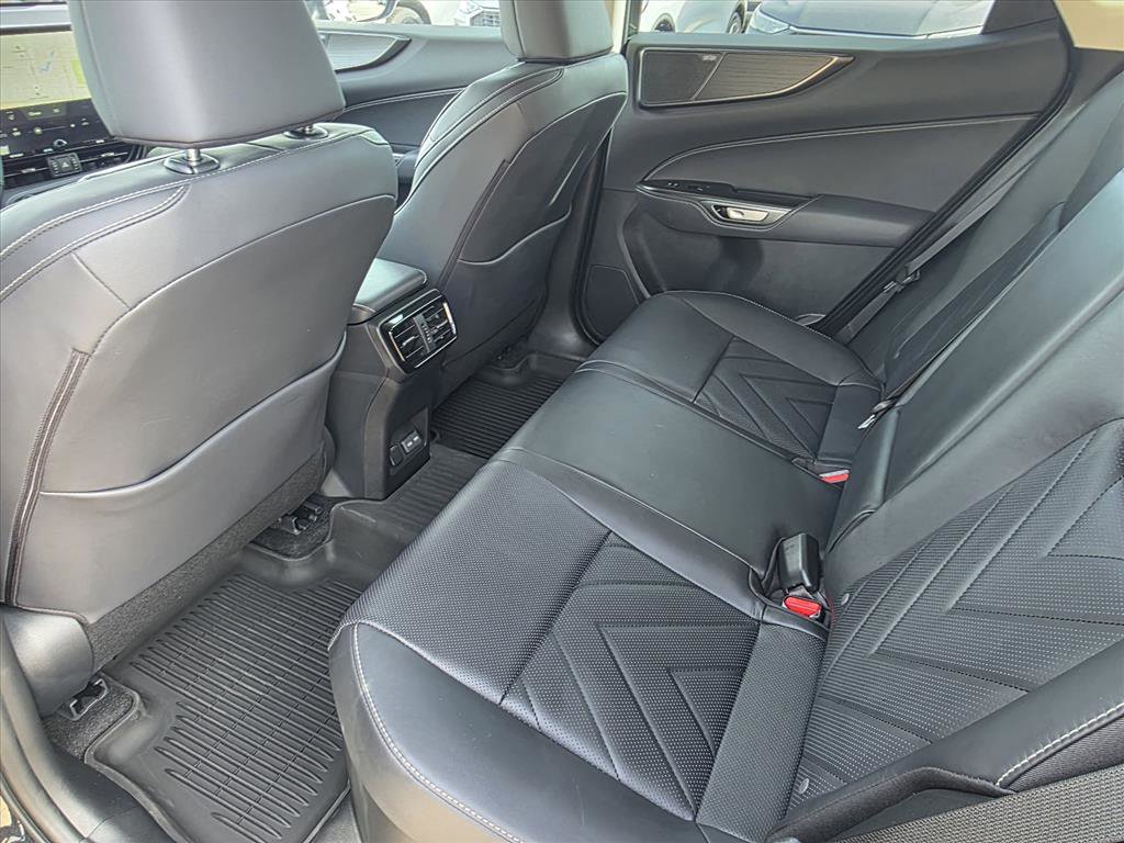 Used 2025 Lexus NX 450h+ AWD w/ Accessory Package (2T) image 8