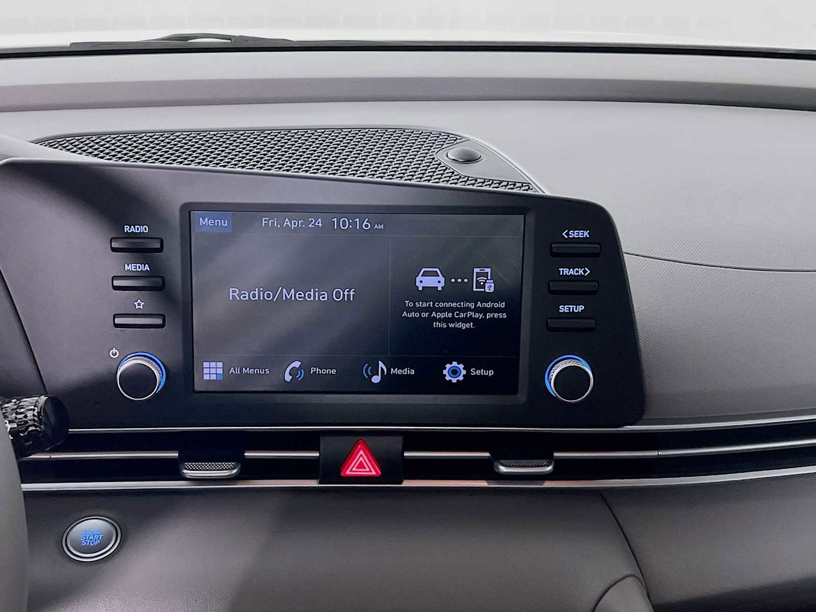 Certified 2025 Hyundai Elantra Sport FWD image 14