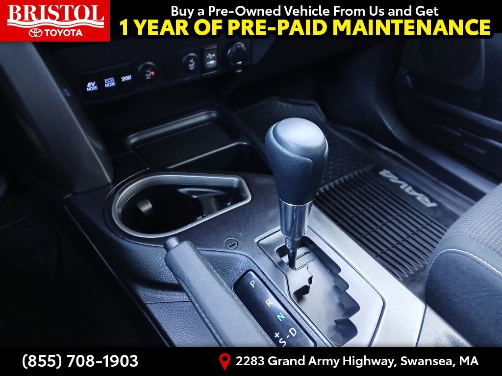 Used 2018 Toyota RAV4 LE image 22