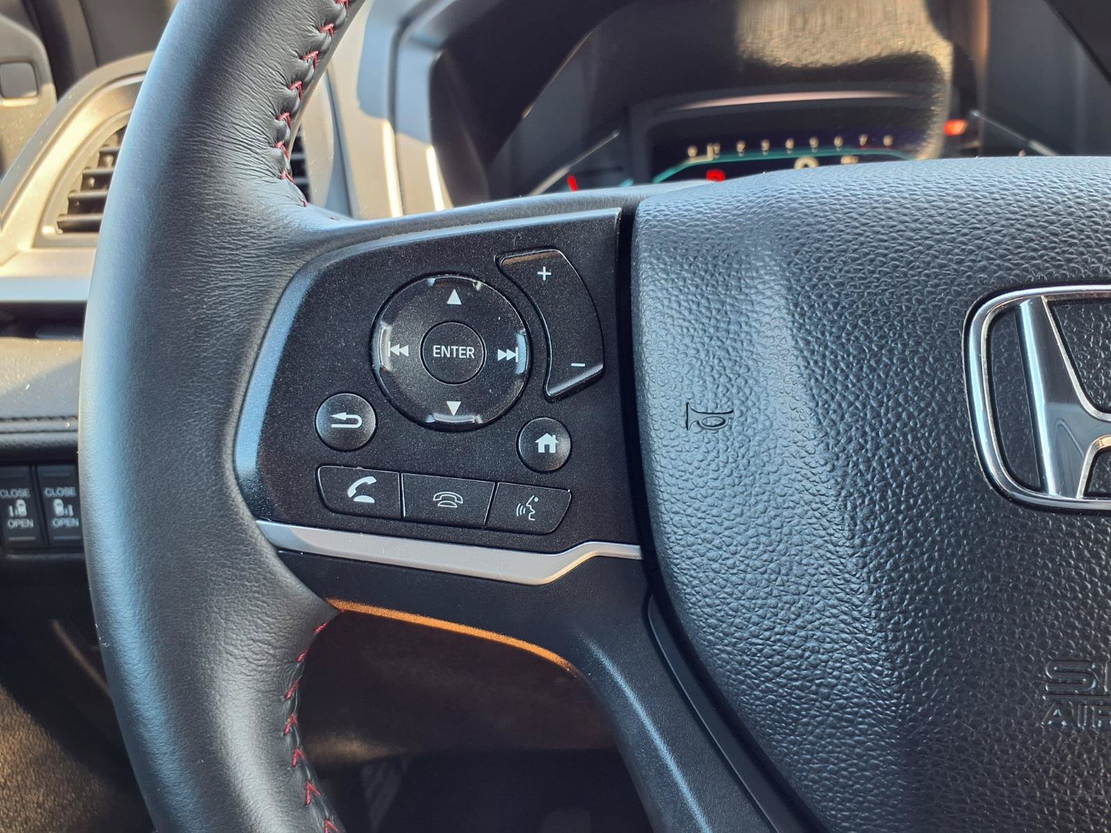Certified 2024 Honda Odyssey Sport image 15