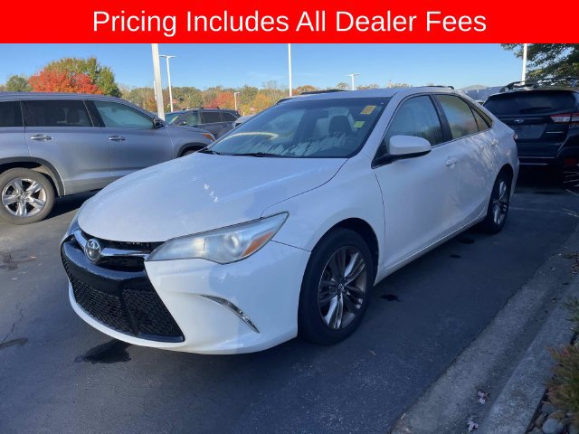 Used 2015 Toyota Camry SE
