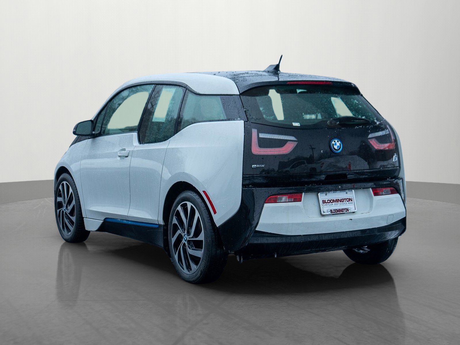 Used 2017 BMW i3 w/ Range Extender image 5