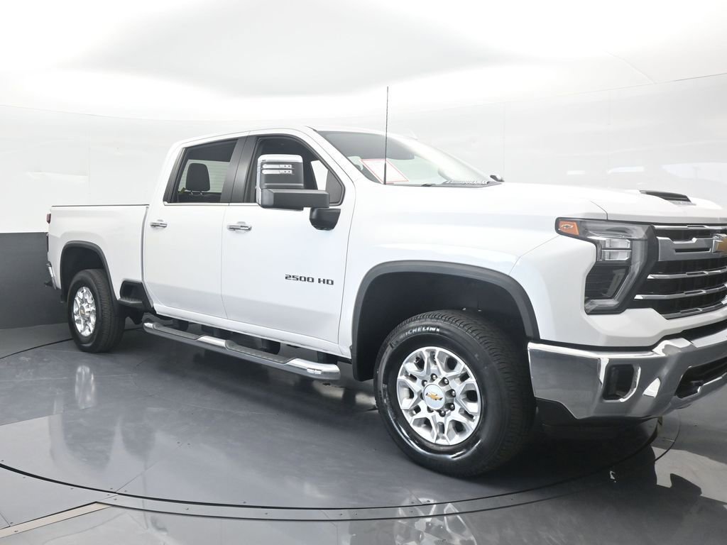 Used 2024 Chevrolet Silverado 2500 LTZ image 8