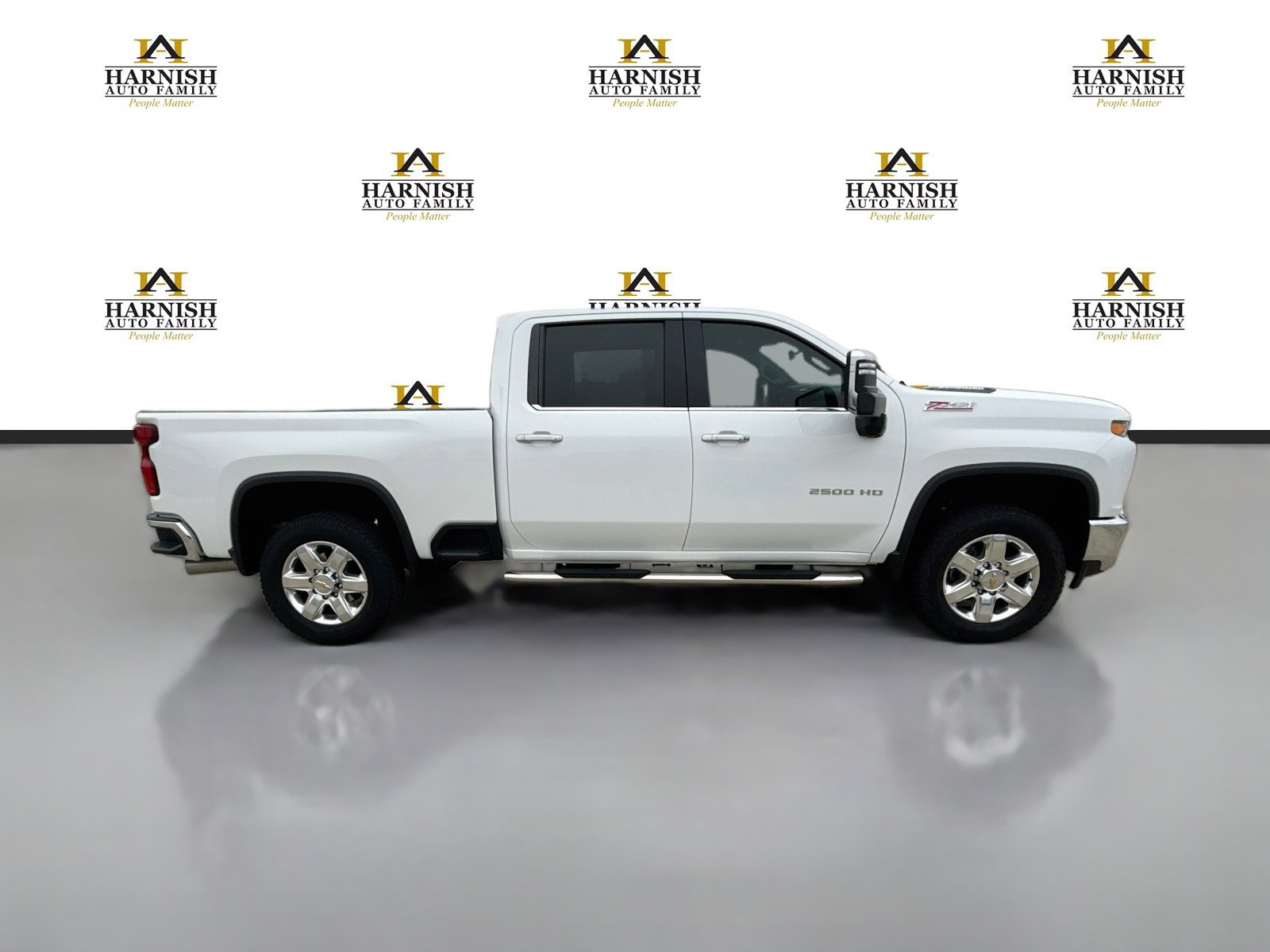 Used 2023 Chevrolet Silverado 2500 LTZ w/ LTZ Premium Package AWD/4WD image 7