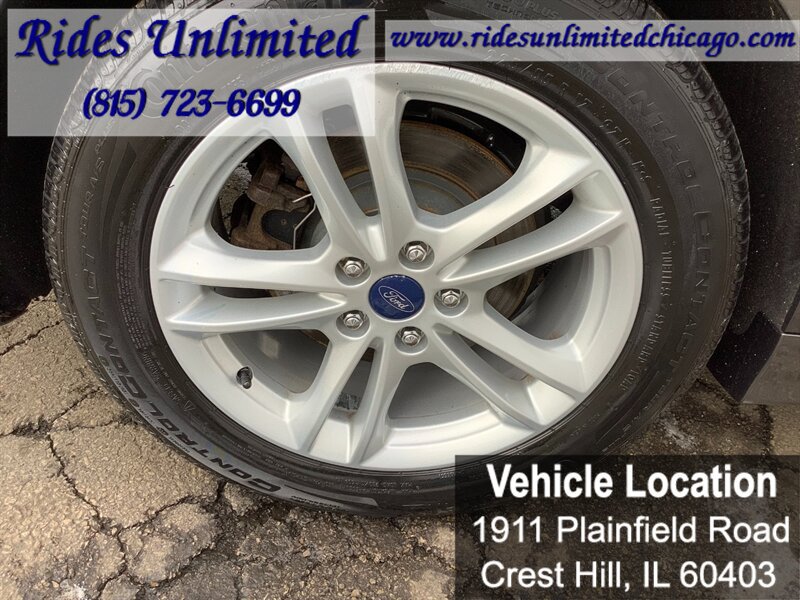 Used 2018 Ford Fusion SE FWD image 35