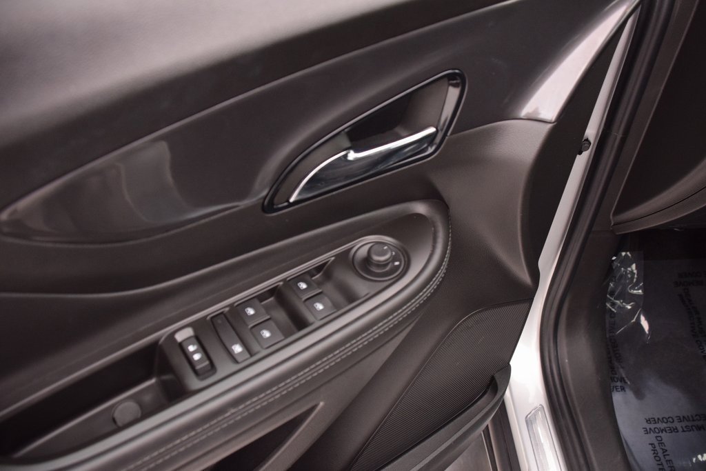 Used 2022 Buick Encore Preferred w/ Safety Package image 20