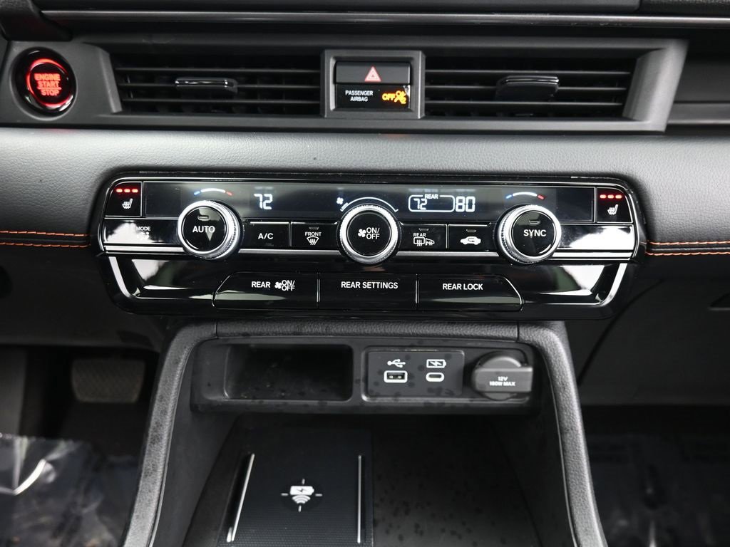 Used 2025 Honda Pilot TrailSport image 47