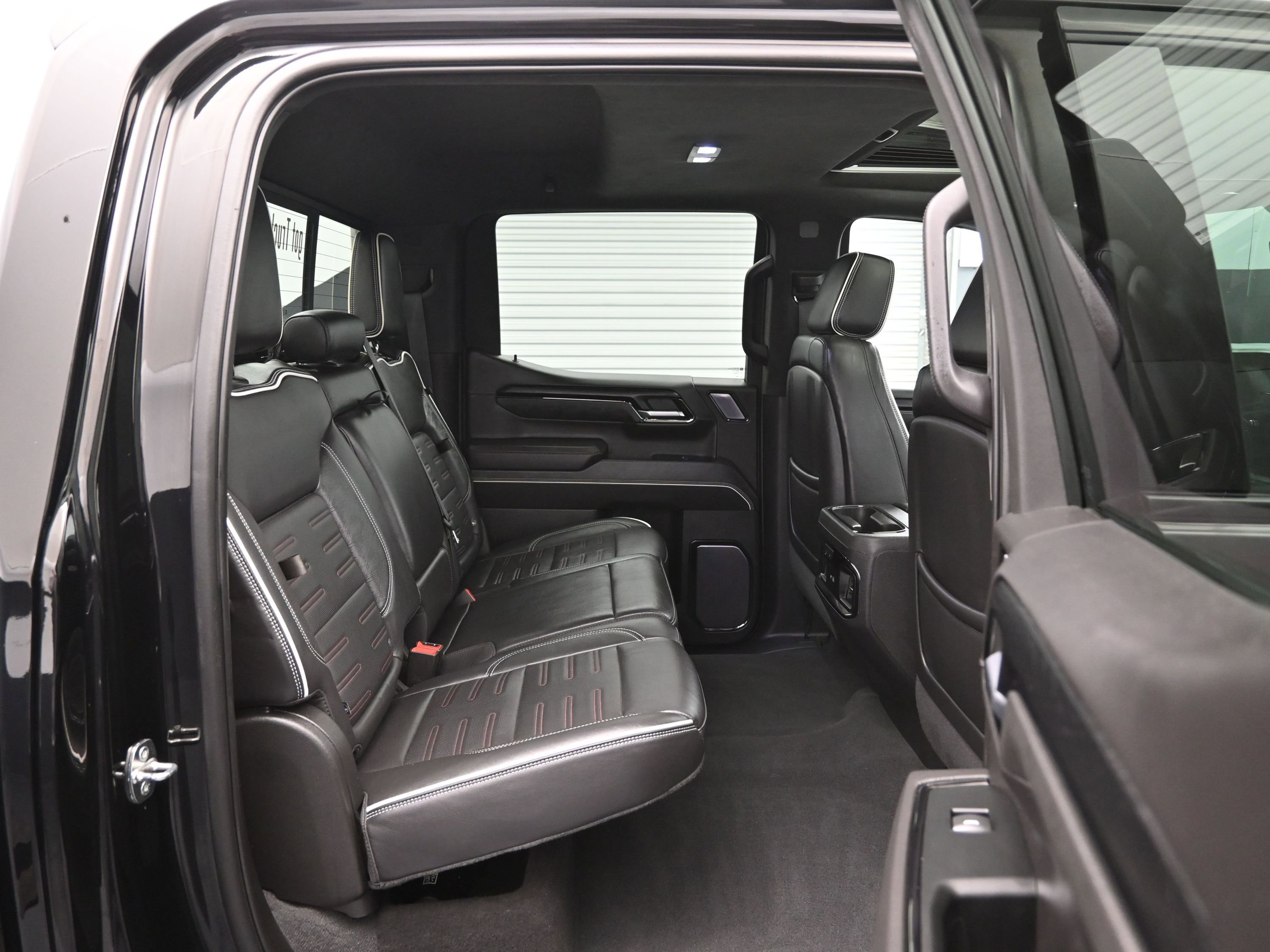 Used 2022 GMC Sierra 1500 AT4X image 11