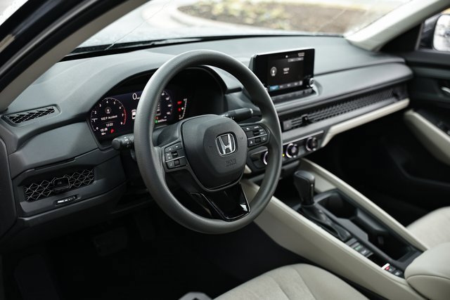 Used 2023 Honda Accord LX image 18