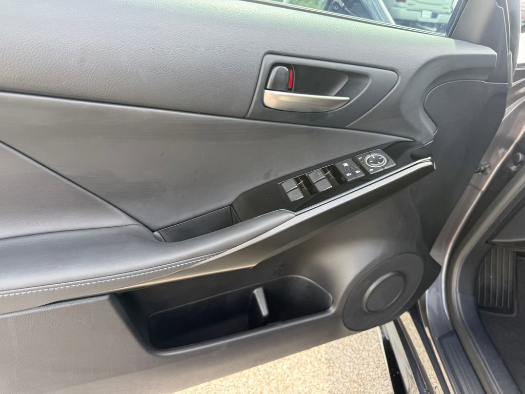 Used 2025 Lexus IS 350 F Sport w/ Accessory Package 2 RWD image 5