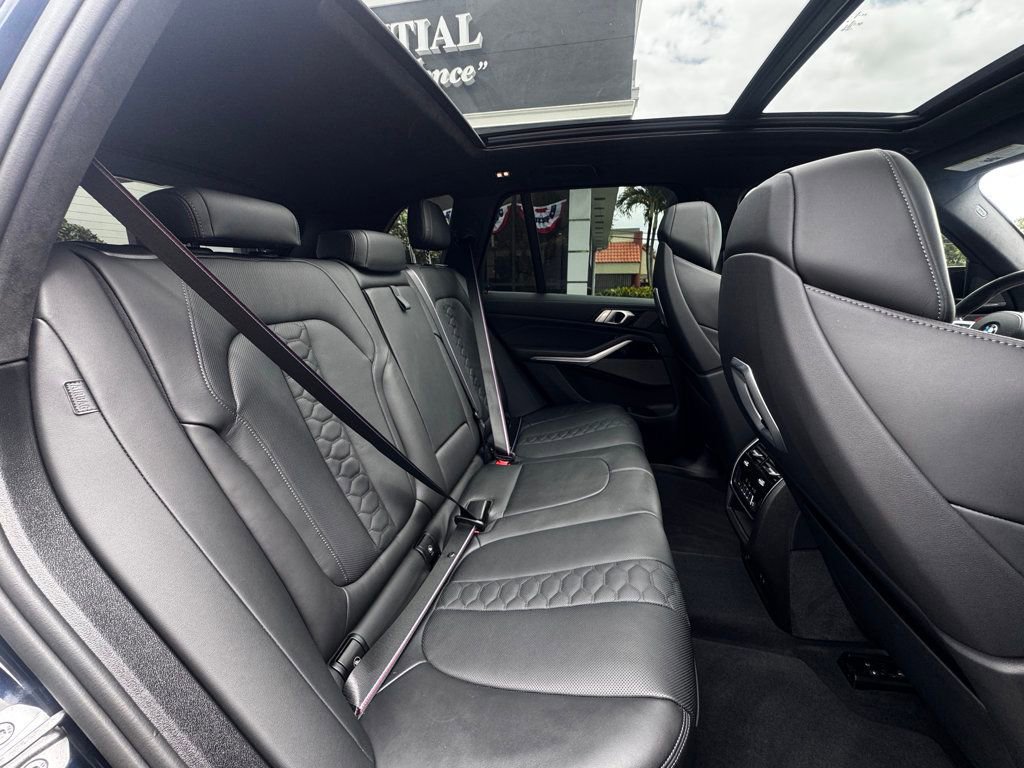 Used 2025 BMW X5 M Competition AWD/4WD image 15