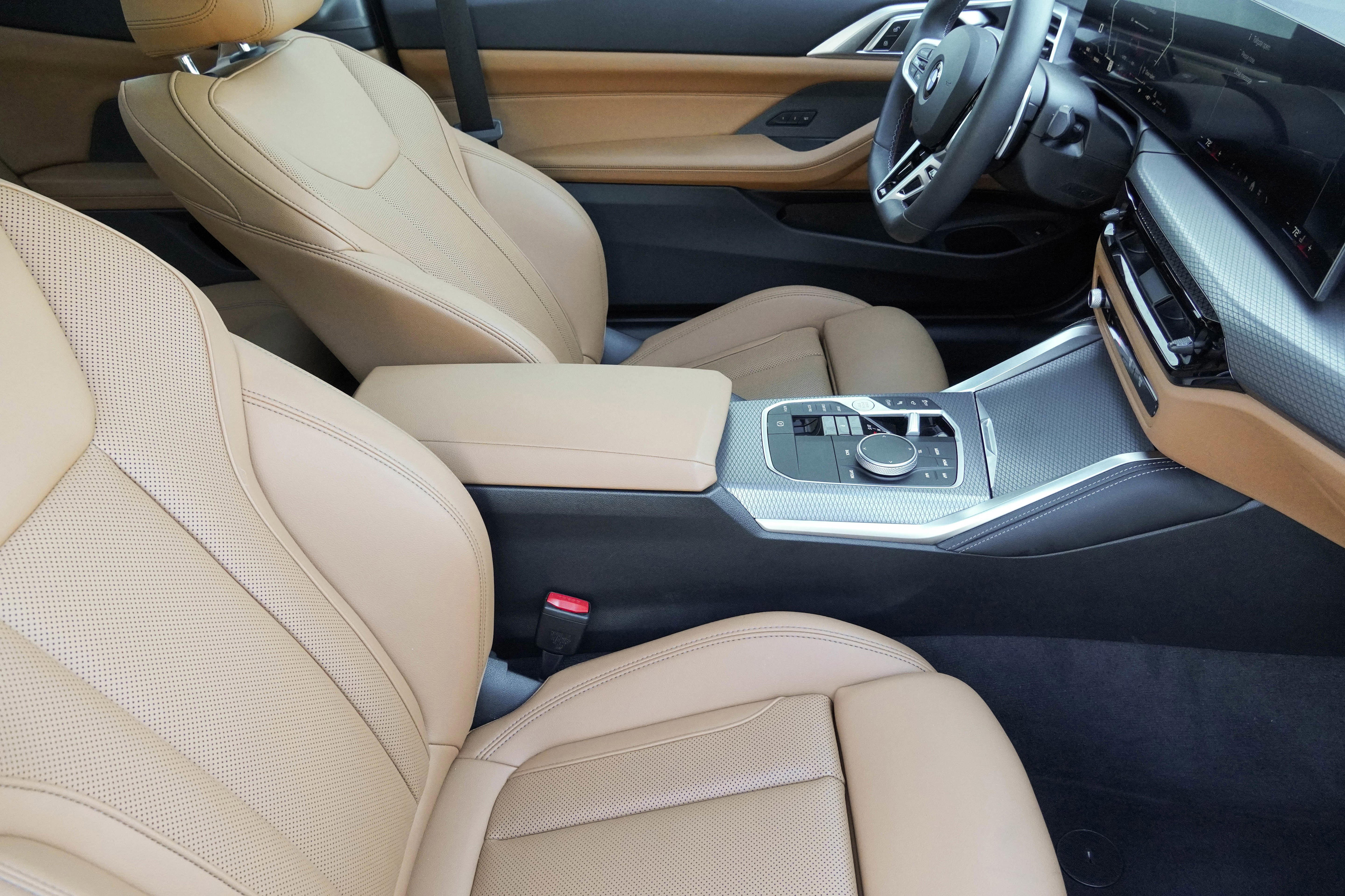 Certified 2026 BMW M440i Coupe image 12