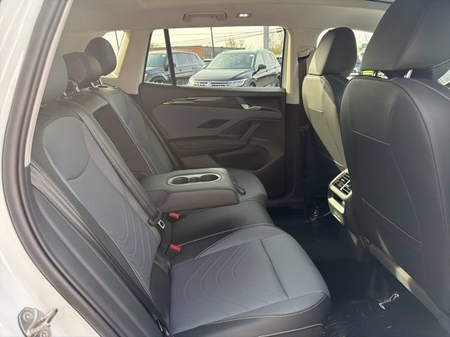 New 2026 Volkswagen Tiguan SE AWD/4WD image 28