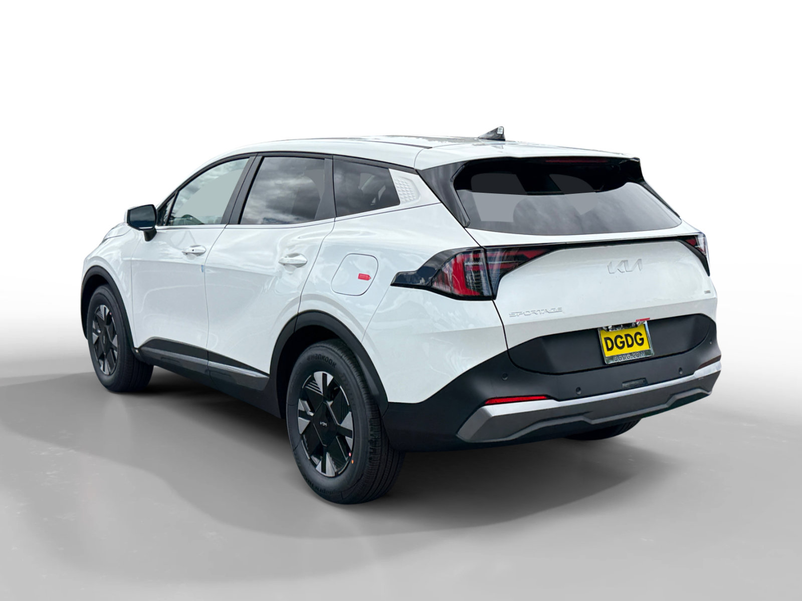 New 2026 Kia Sportage LX FWD image 3