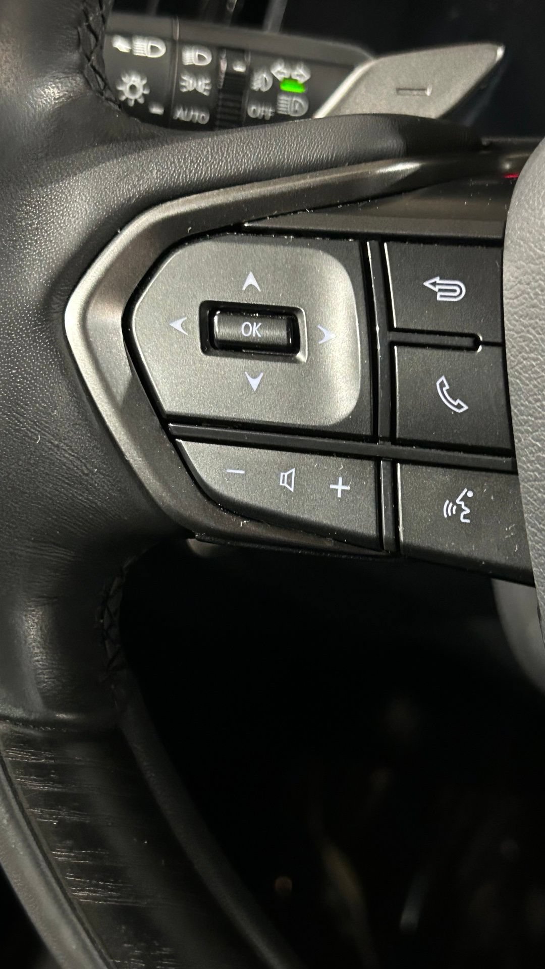 Used 2023 Lexus RX 350 Premium w/ Cold Area Package AWD/4WD image 67