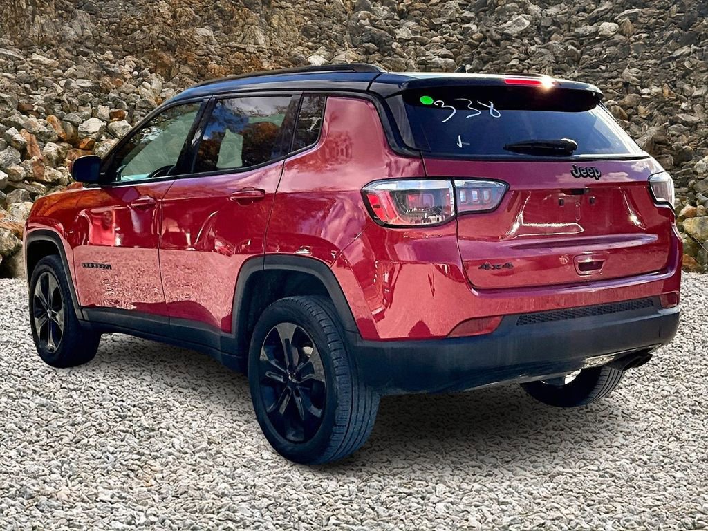 Used 2018 Jeep Compass Latitude image 10