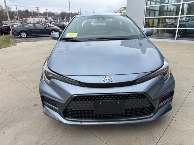 Used 2022 Toyota Corolla SE image 2