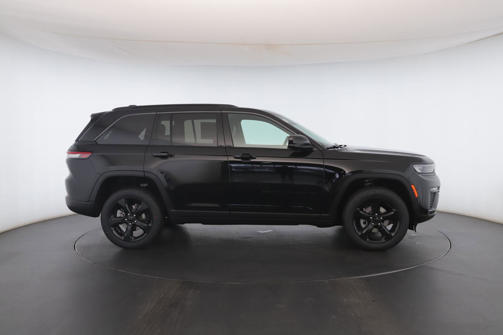 New 2026 Jeep Grand Cherokee Limited w/ Limited Altitude Package image 20