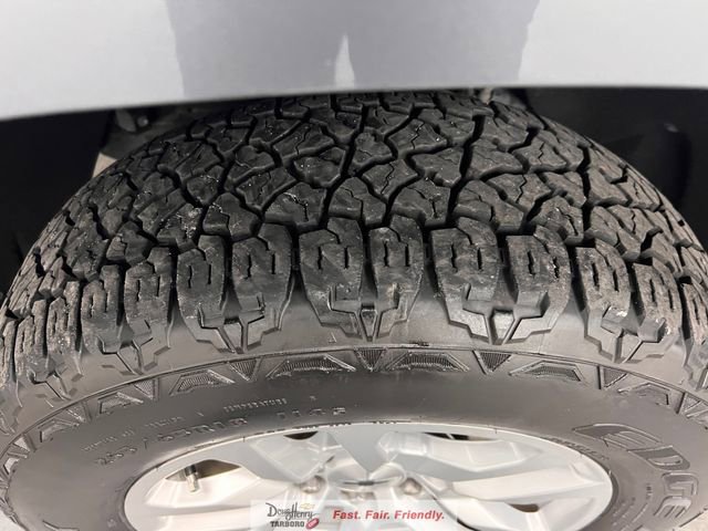 Used 2019 Chevrolet Silverado 1500 RST w/ All-Star Edition AWD/4WD image 18