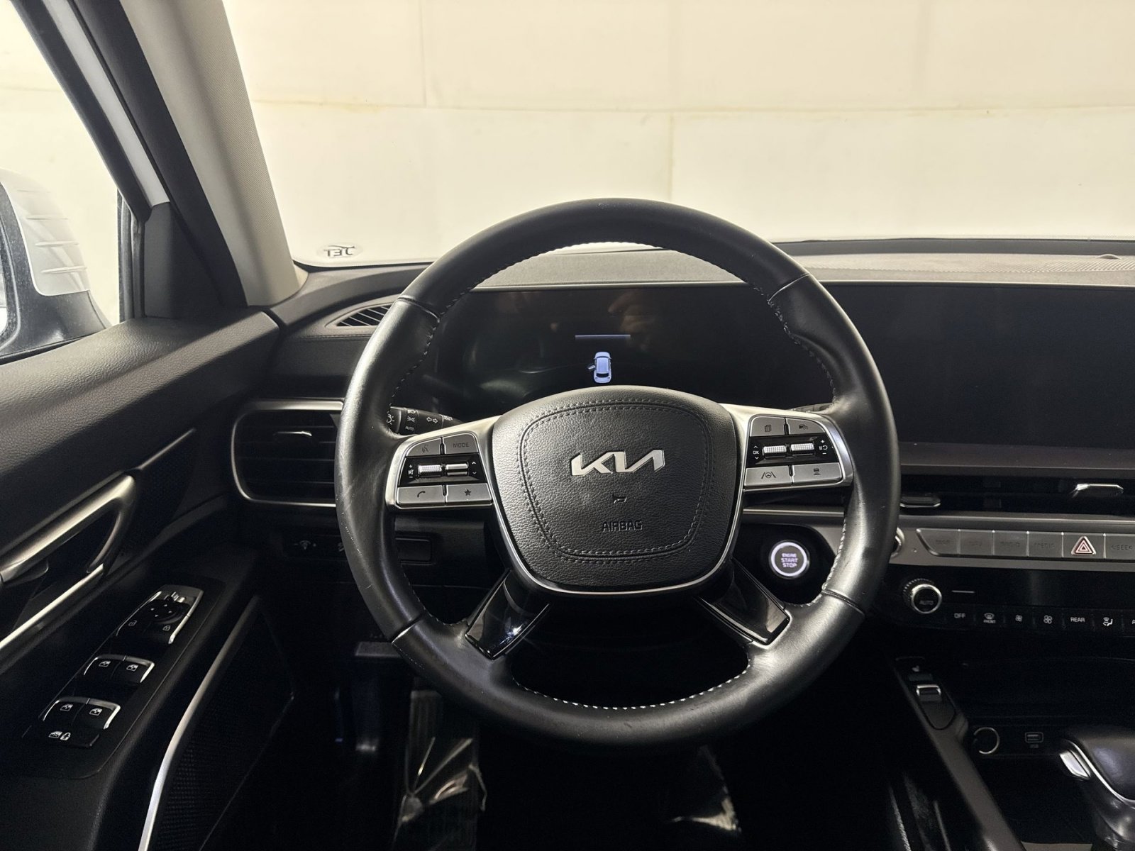 Used 2024 Kia Telluride S w/ S Sunroof Package image 16