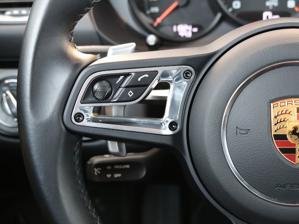Used 2022 Porsche 718 Boxster RWD image 35