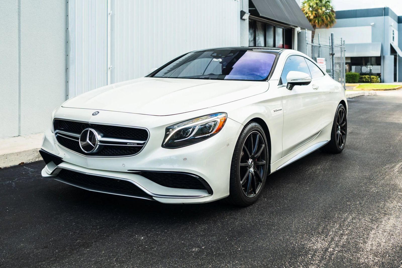 Used 2016 Mercedes-Benz S 63 AMG 4MATIC Coupe w/ Driver Assistance Package video 2