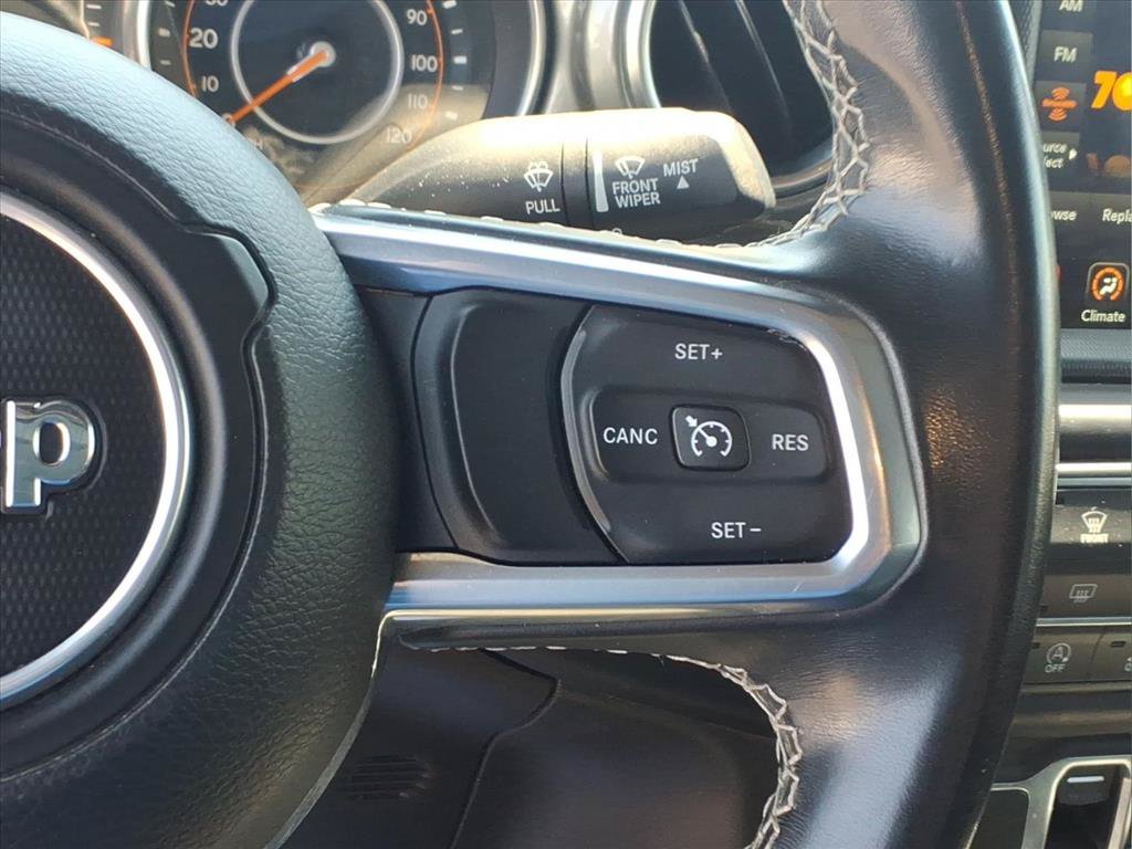 Certified 2022 Jeep Gladiator Overland AWD/4WD image 14