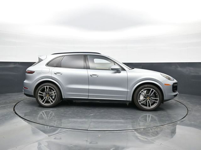 Used 2020 Porsche Cayenne Turbo AWD/4WD image 10