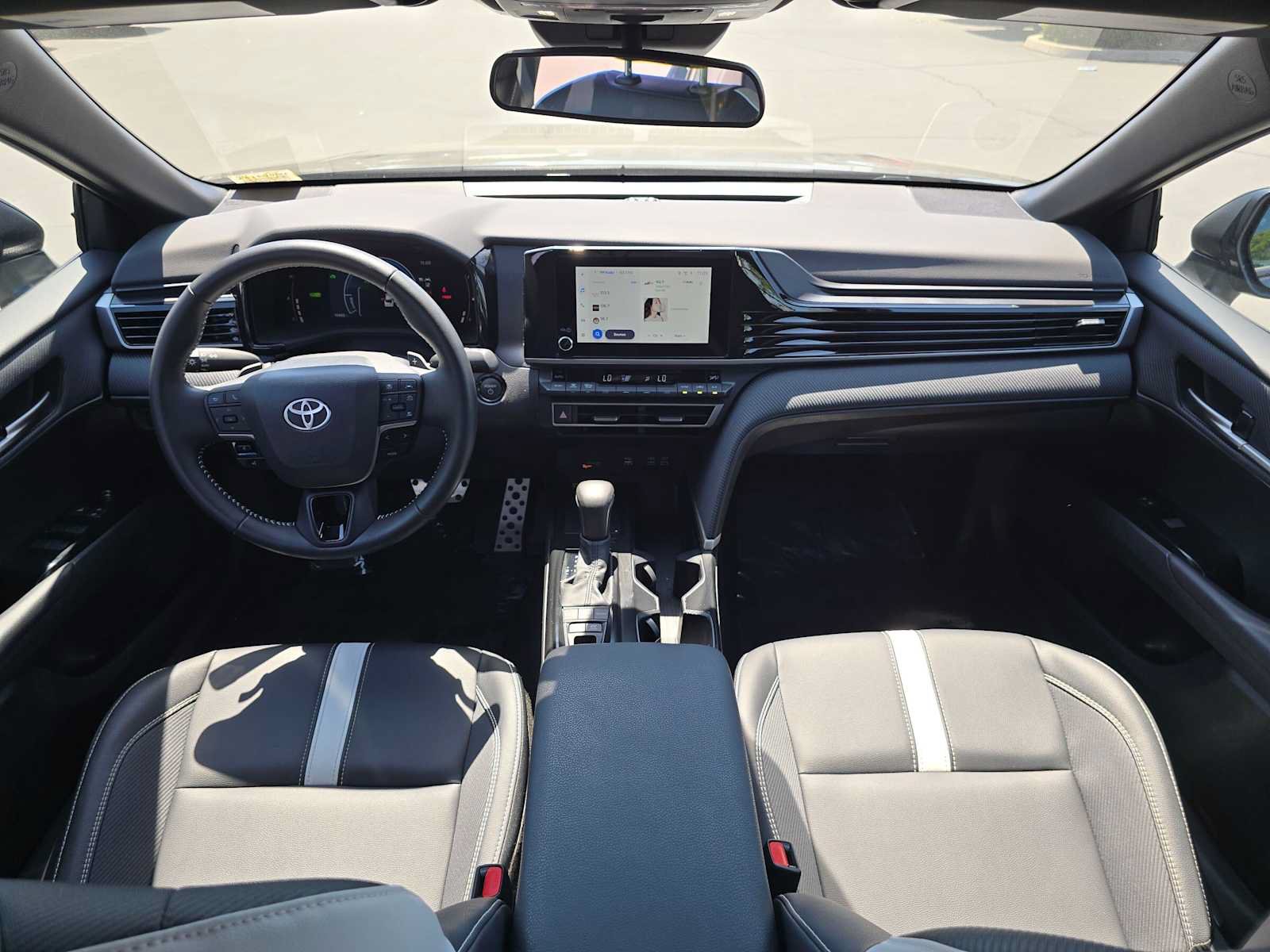 Certified 2026 Toyota Camry SE FWD image 19