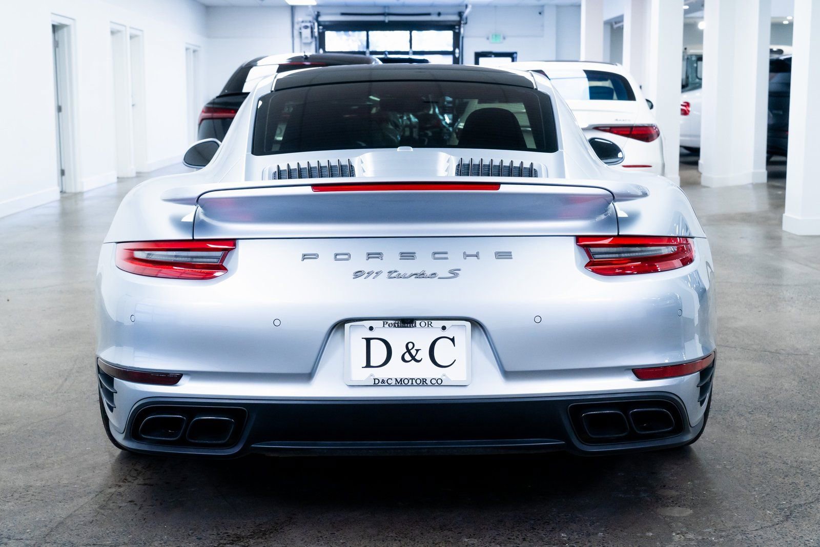 Used 2017 Porsche 911 Turbo S image 5