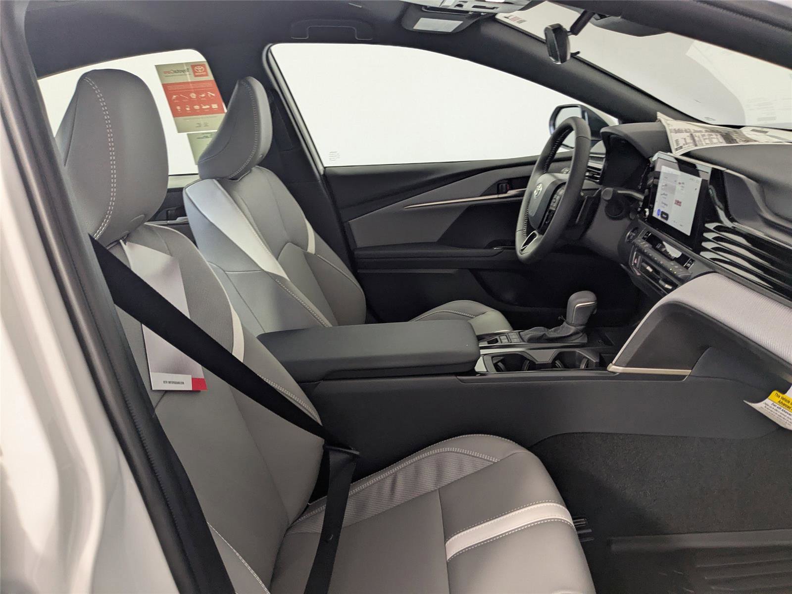 New 2026 Toyota Camry SE image 22