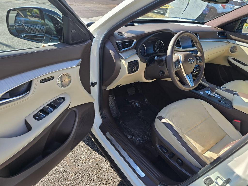 Used 2020 INFINITI QX50 Autograph w/ Tow Package AWD/4WD image 19