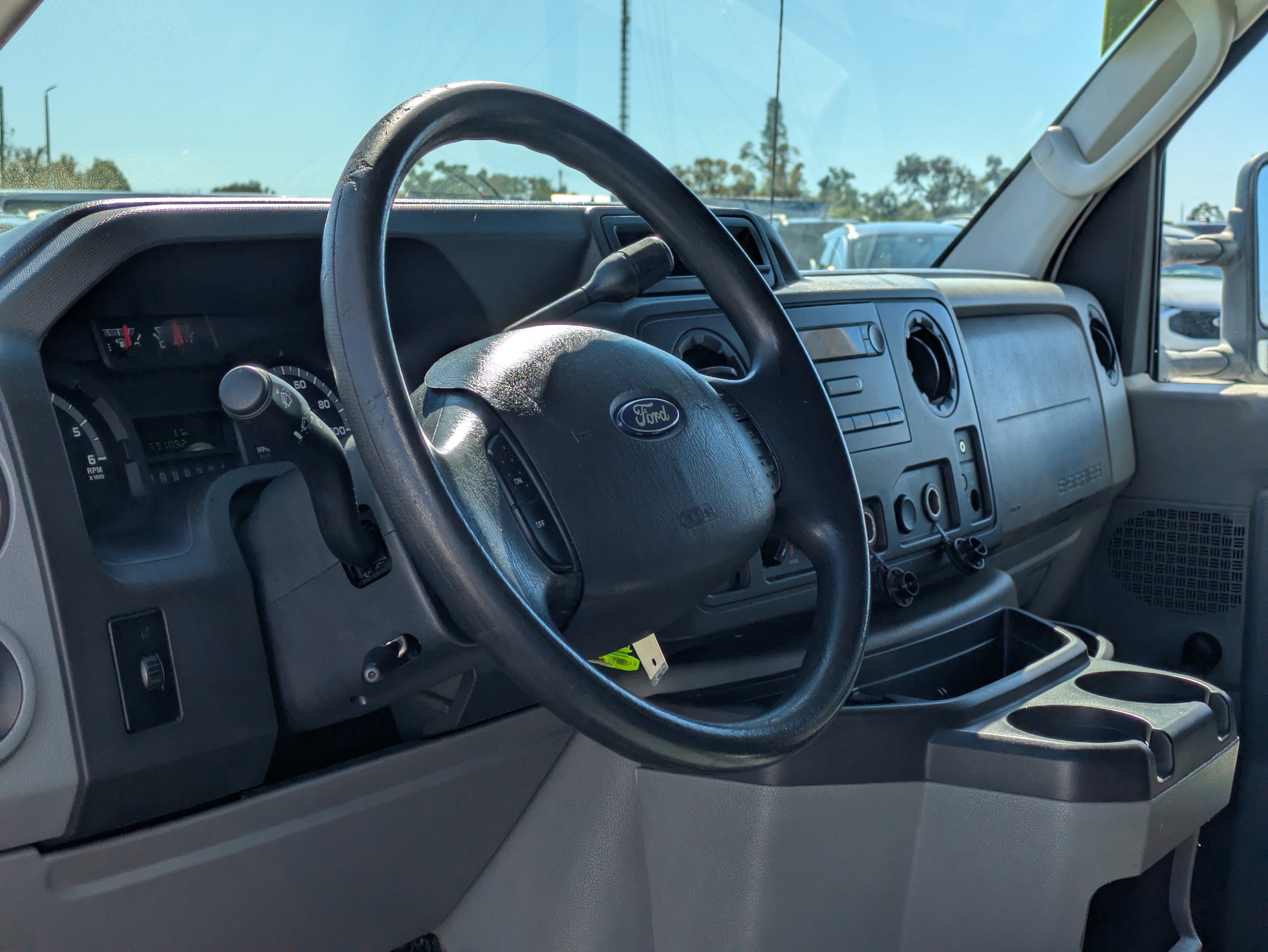 Used 2013 Ford E-350 and Econoline 350 Super Duty w/ Payload Pkg image 17