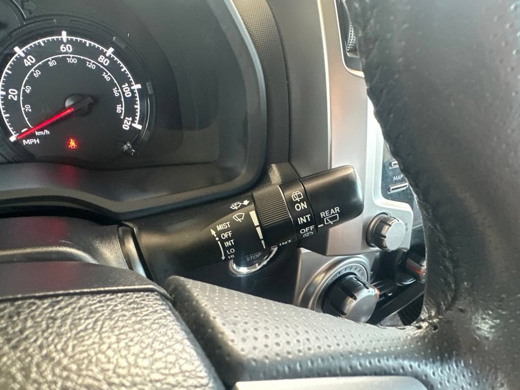 Used 2021 Toyota 4Runner SR5 AWD/4WD image 31