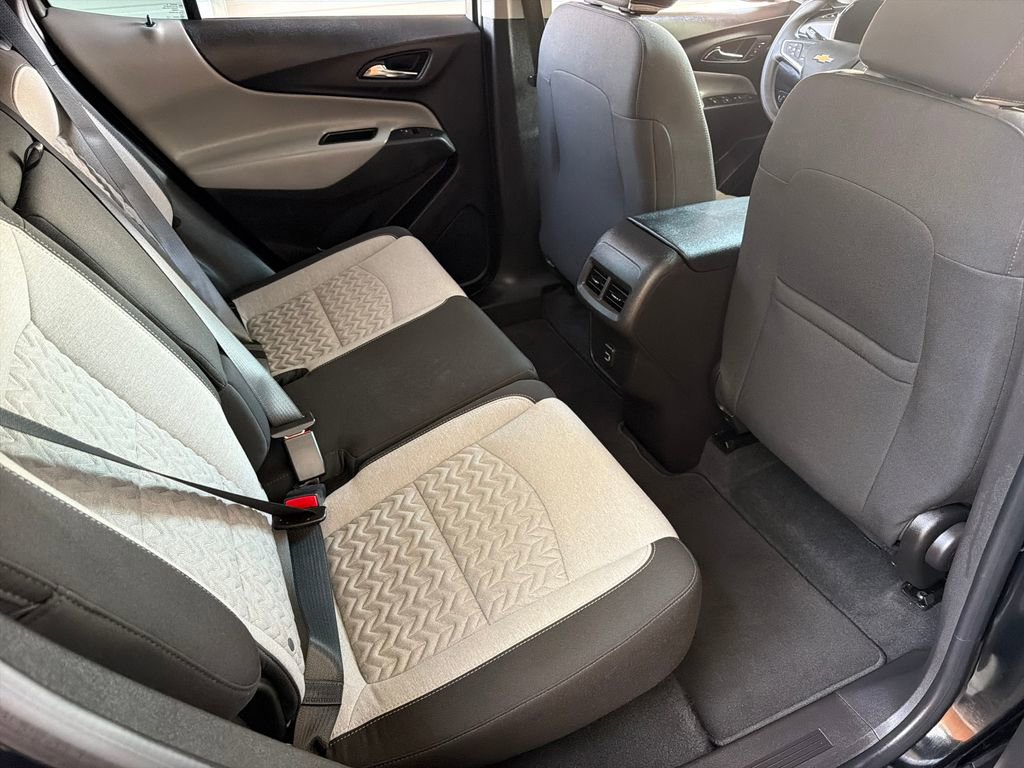 Used 2024 Chevrolet Equinox LS image 30