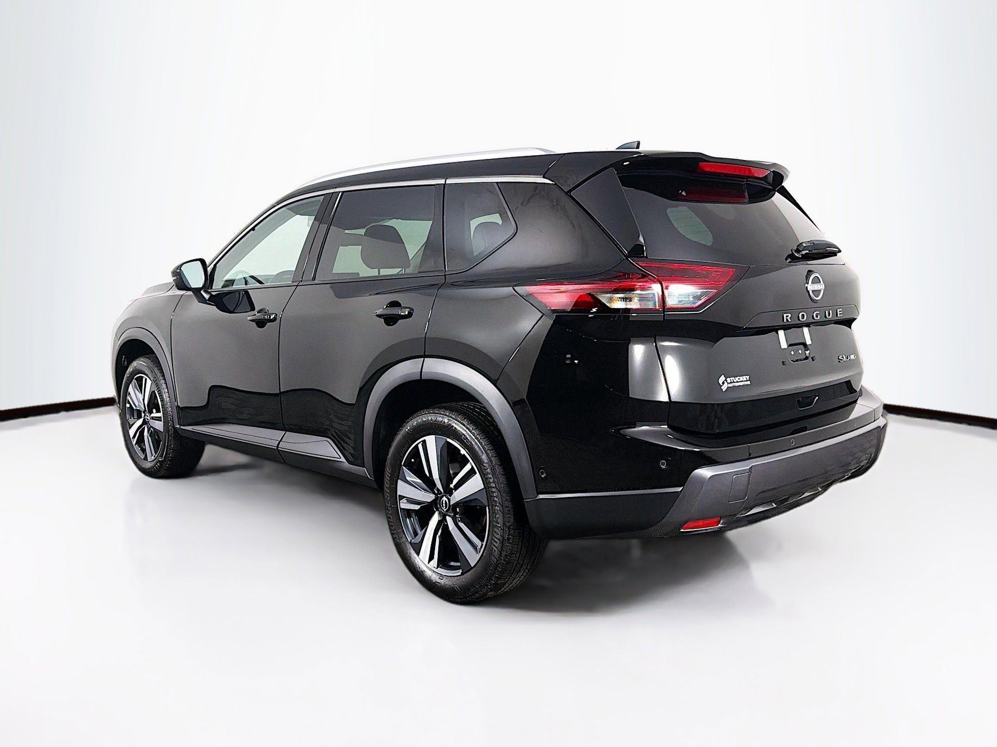 Used 2026 Nissan Rogue SL image 6
