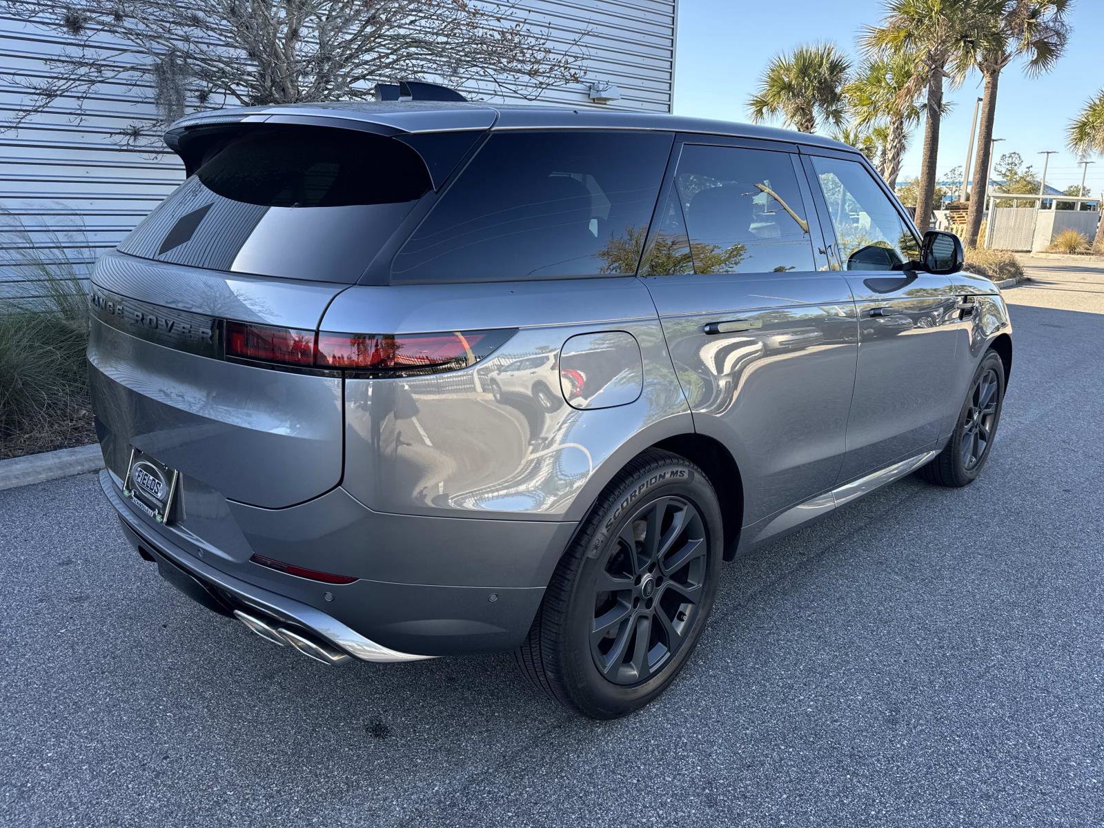 Certified 2025 Land Rover Range Rover Sport Dynamic SE image 6