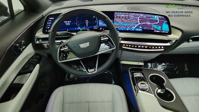 Used 2024 Cadillac Lyriq Luxury AWD/4WD image 37