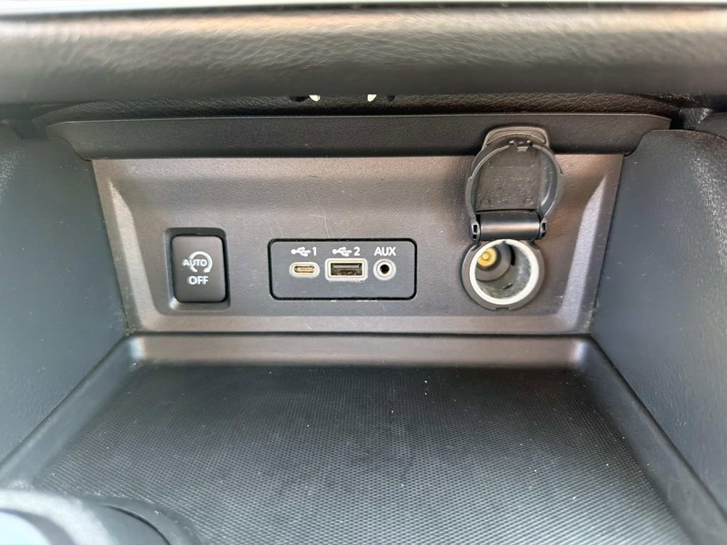 Used 2024 Nissan Sentra SR image 37