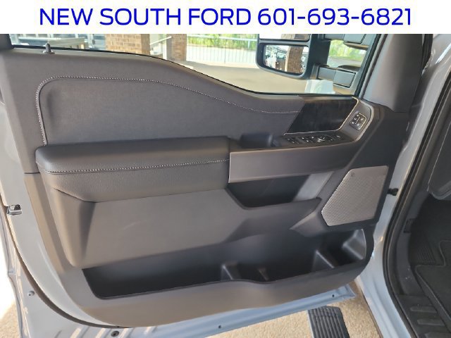 New 2027 Ford F250 Lariat w/ Tremor Off-Road Package AWD/4WD image 9